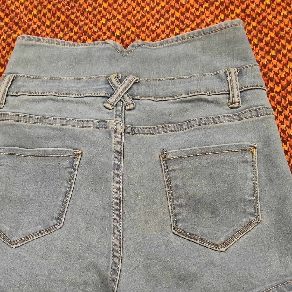 SHEIN High Waist Denim Shorts Light Blue - Picture 7 of 11